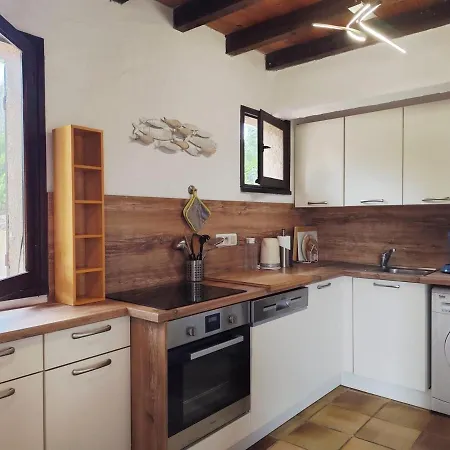 Casa Chery, 8 Guests, Sea View In Vardiola *