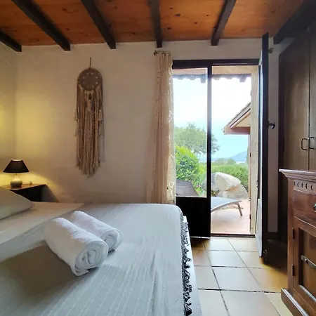 Casa Chery, 8 Guests, Sea View In Vardiola