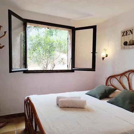 Casa Chery, 8 Guests, Sea View In Vardiola