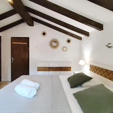 Casa Chery, 8 Guests, Sea View In Vardiola Apartment Zonza