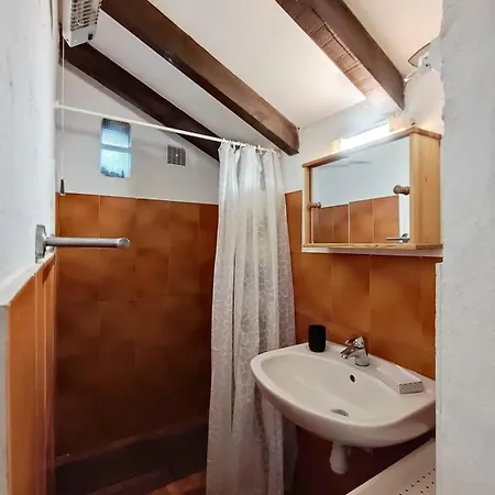Casa Chery, 8 Guests, Sea View In Vardiola